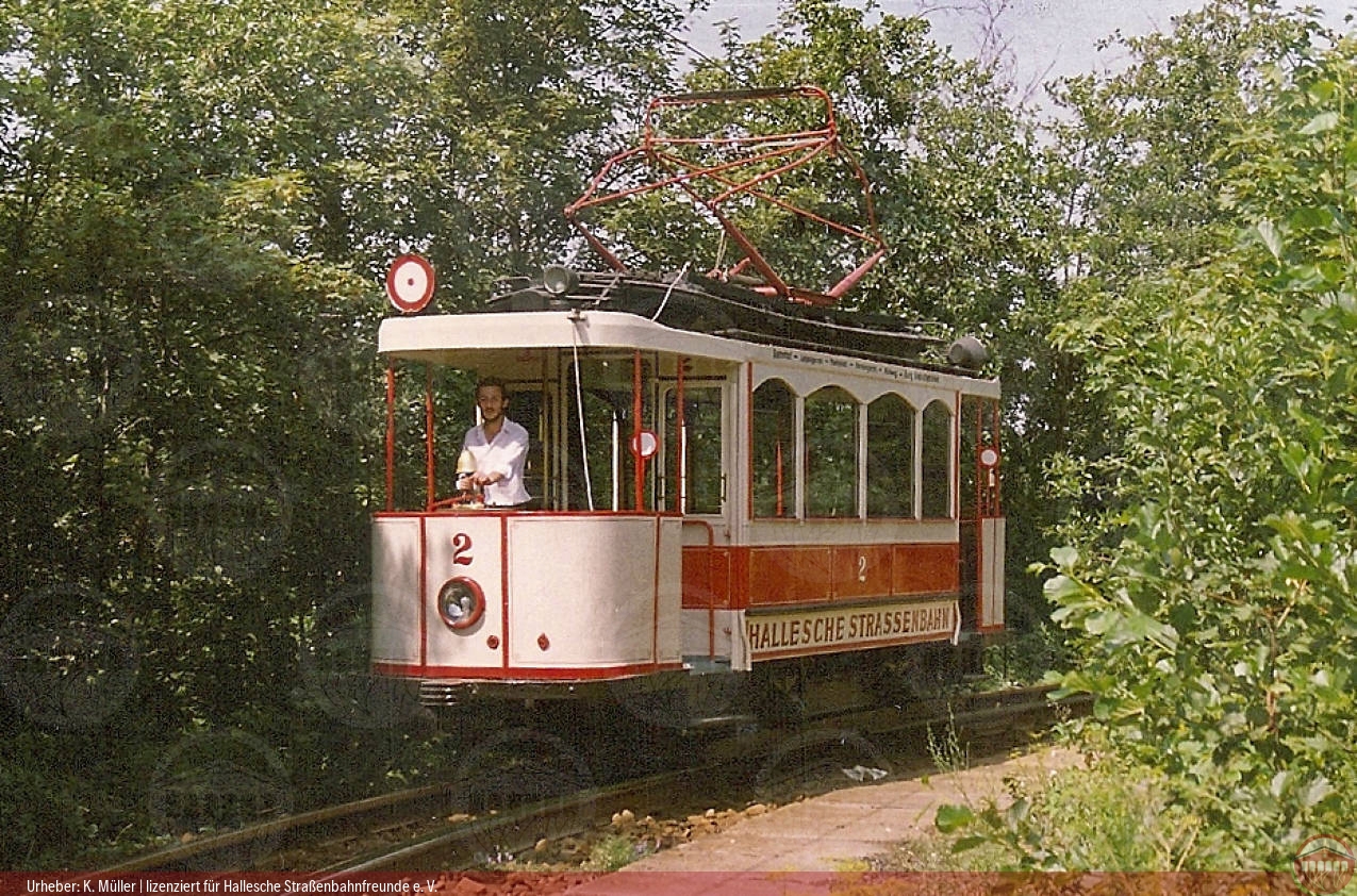 Foto des historischen Triebwagens Nr. 2 in der ehemaligen Wendeschleife Heide